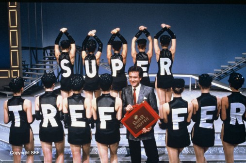 Kurt Felix in der TV-Sendung Super Treffer. Kurt Felix pendant l'émission de télévision 'Super Treffer'. Kurt Felix nella trasmissione tivù 'Super Treffer'.